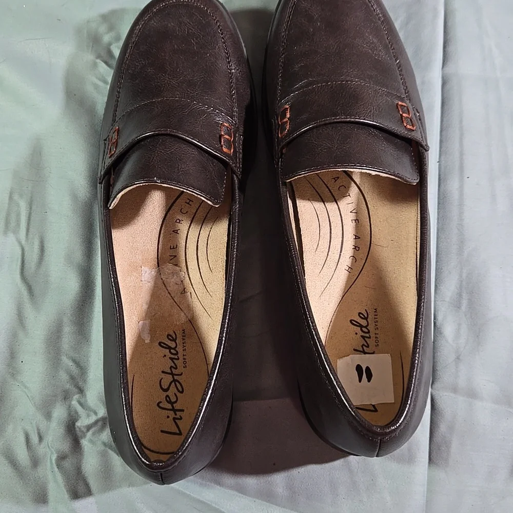Life Stride Womens Dark Brown Slip-On Loafers Size 11M